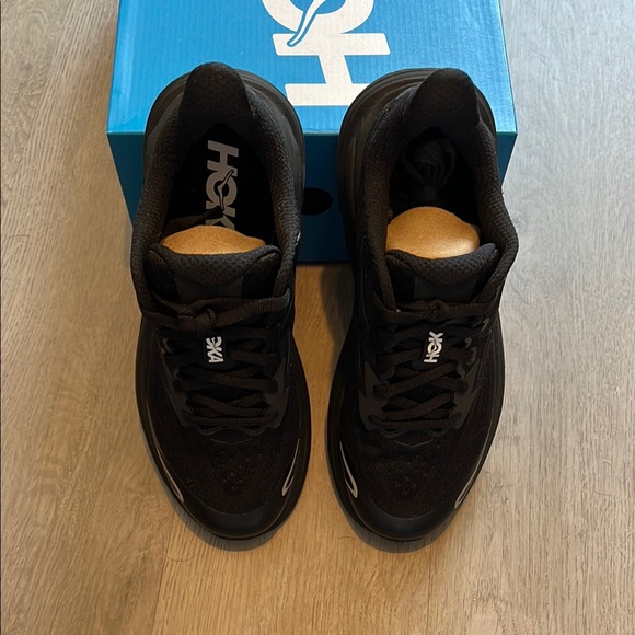 HOKA Y CLIFTON 10 3.5Y/5W - Picture 2 of 9